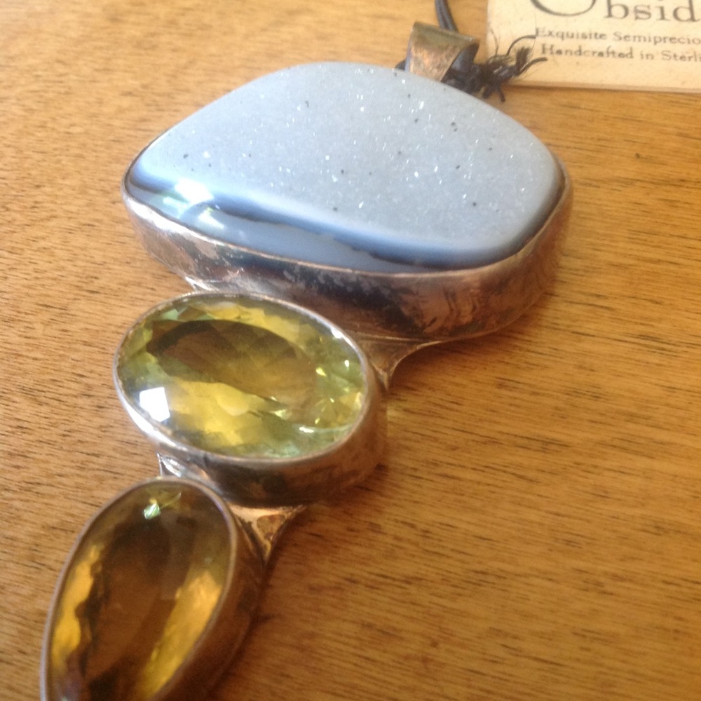 Chunky semi precious druzy stone choker pendant